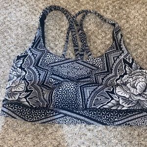 Lulu lemon sports bra